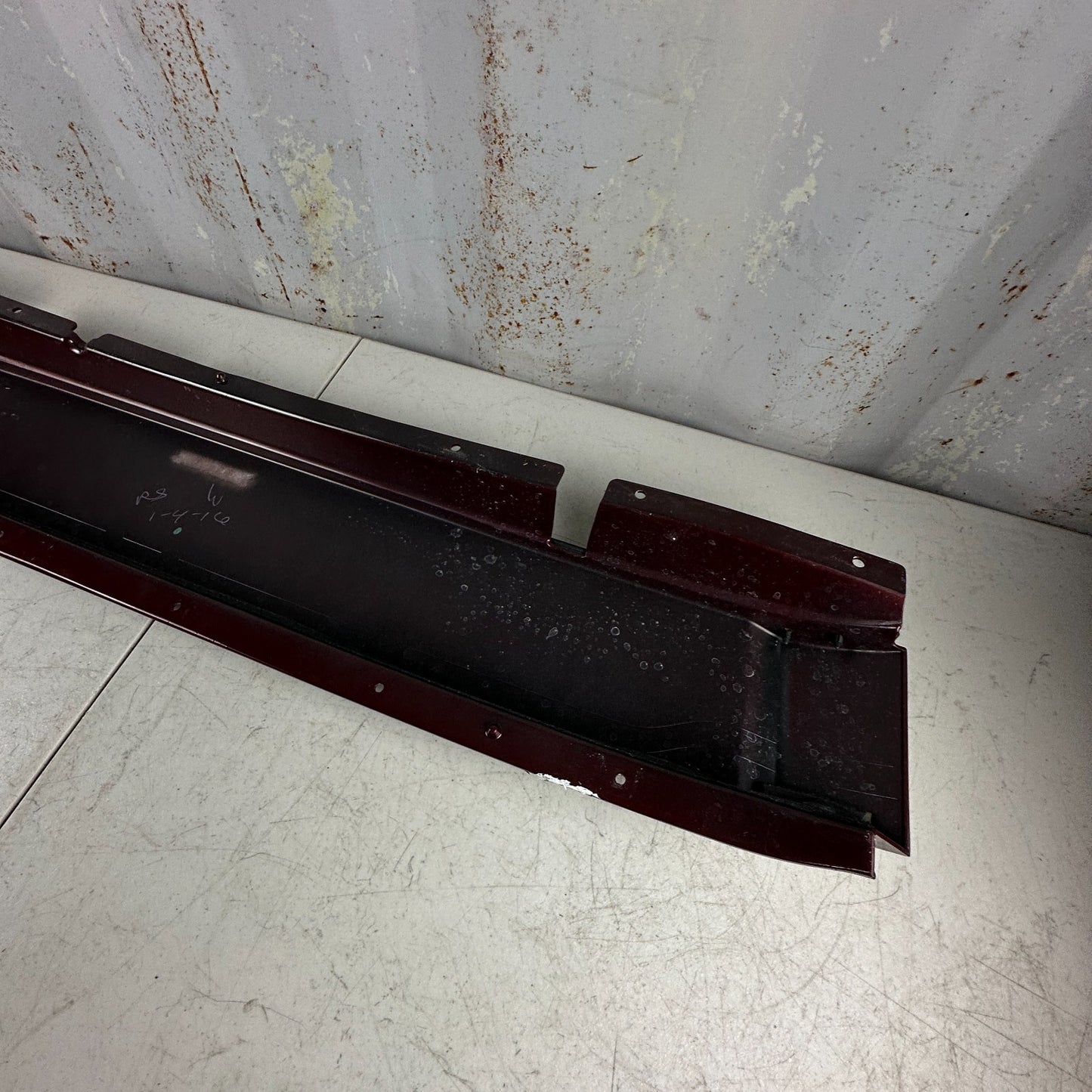 14-19 CHEVY CORVETTE REAR HARD TOP ROOF EXTENSION COVER PANEL LONG BEACH RED OEM