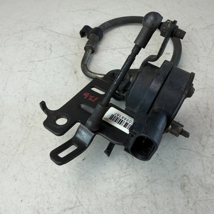 2014-19 CHEVROLET CORVETTE REAR LEFT SUSPENSION HEIGHT CONTROL LEVEL SENSOR OEM