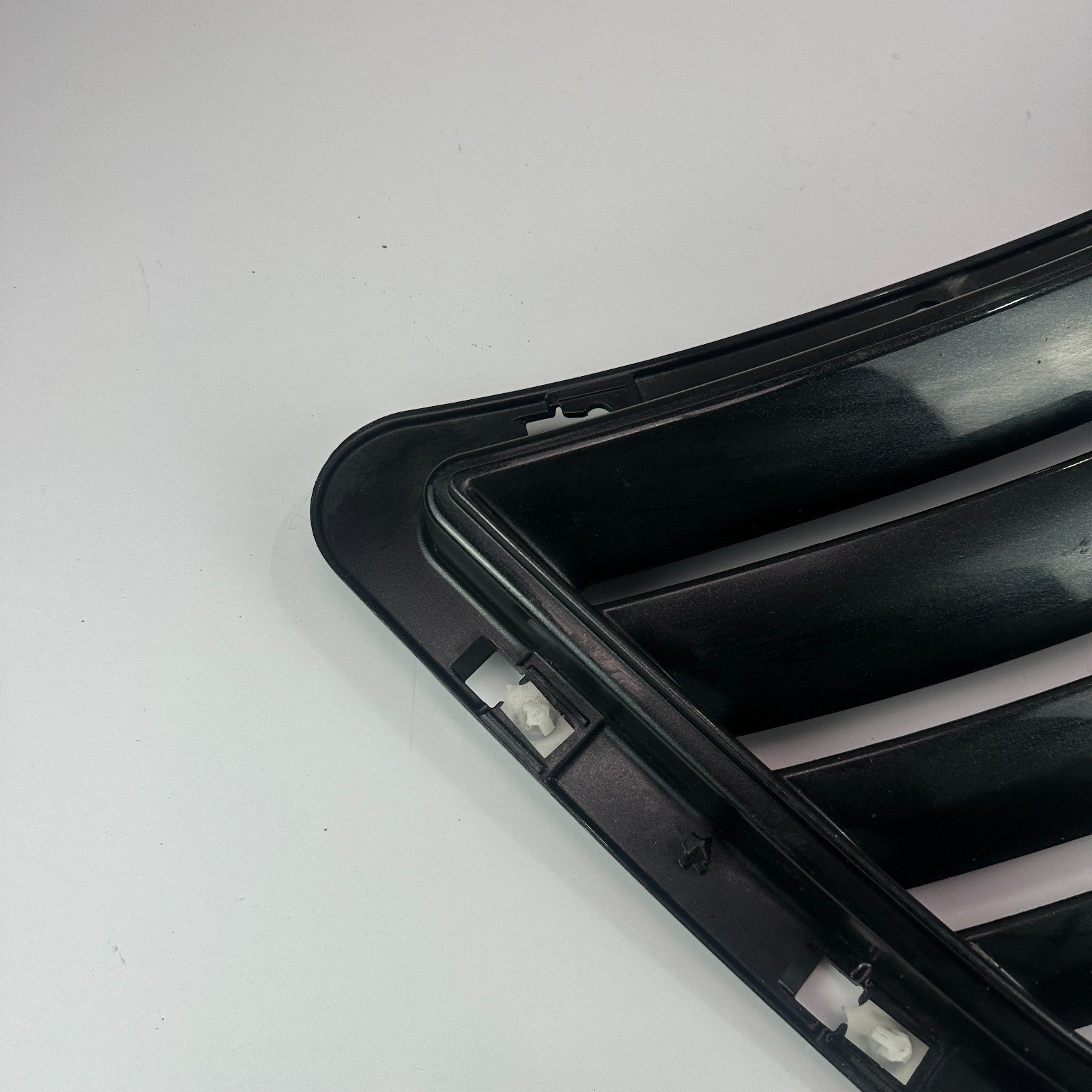 2014-2019 CHEVROLET CORVETTE C7 FRONT HOOD BONNET VENT ASSEMBLY 22847409 OEM