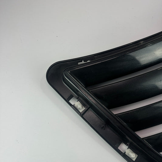 2014-2019 CHEVROLET CORVETTE C7 FRONT HOOD BONNET VENT ASSEMBLY 22847409 OEM