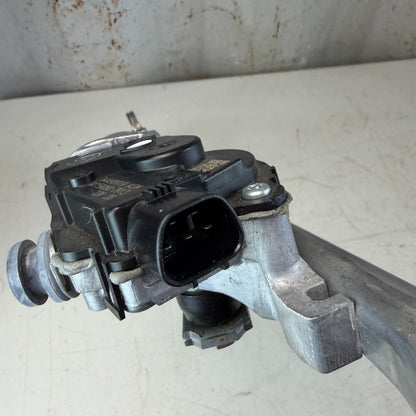 2016 -2024 CHEVROLET CAMARO FRONT WINDSHIELD WIPER LINKAGE W/ MOTOR 84498919 OEM