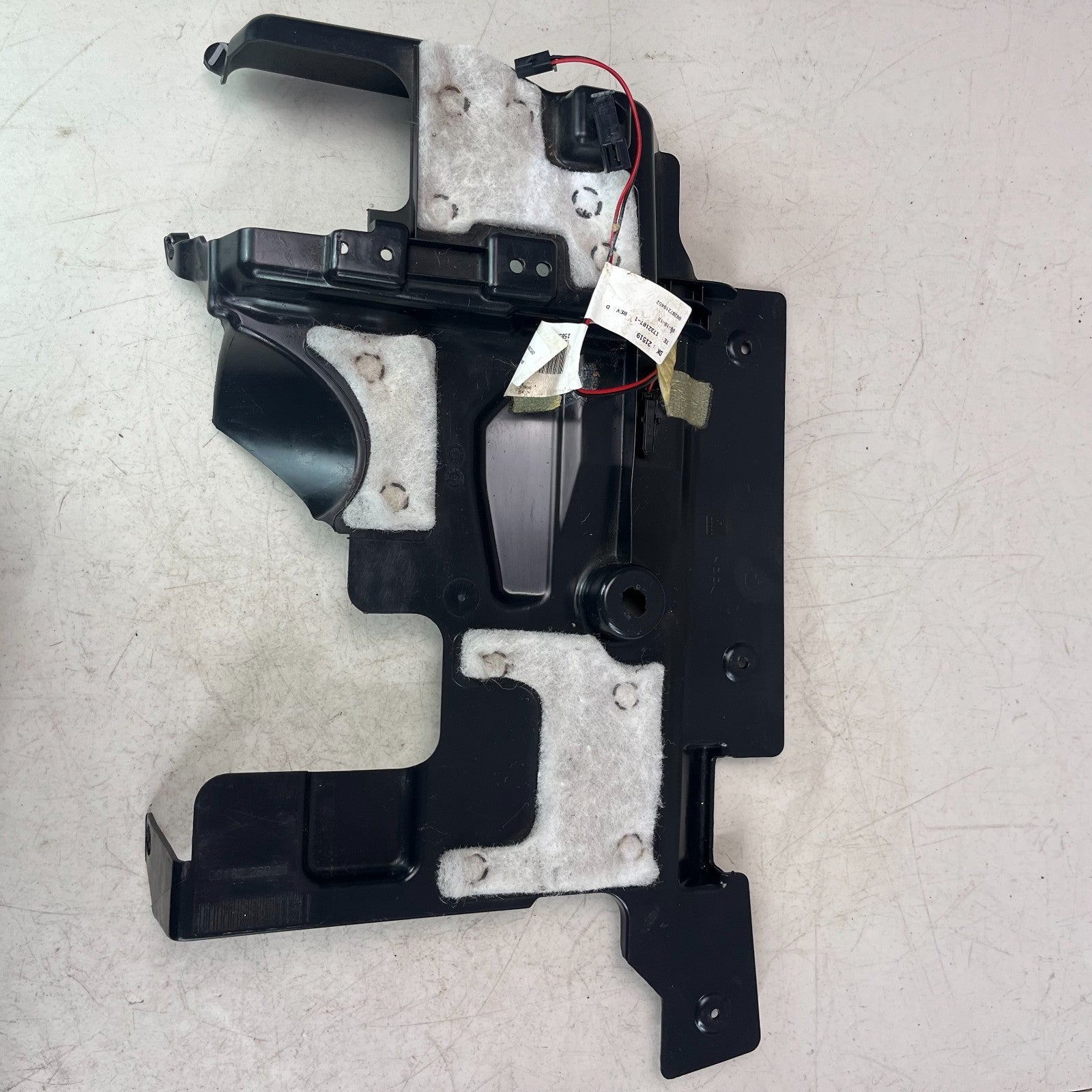 2008-15 CADILLAC CTS-V LEFT DRIVER SIDE DASH LOWER KNEE COVER TRIM 15855916 OEM