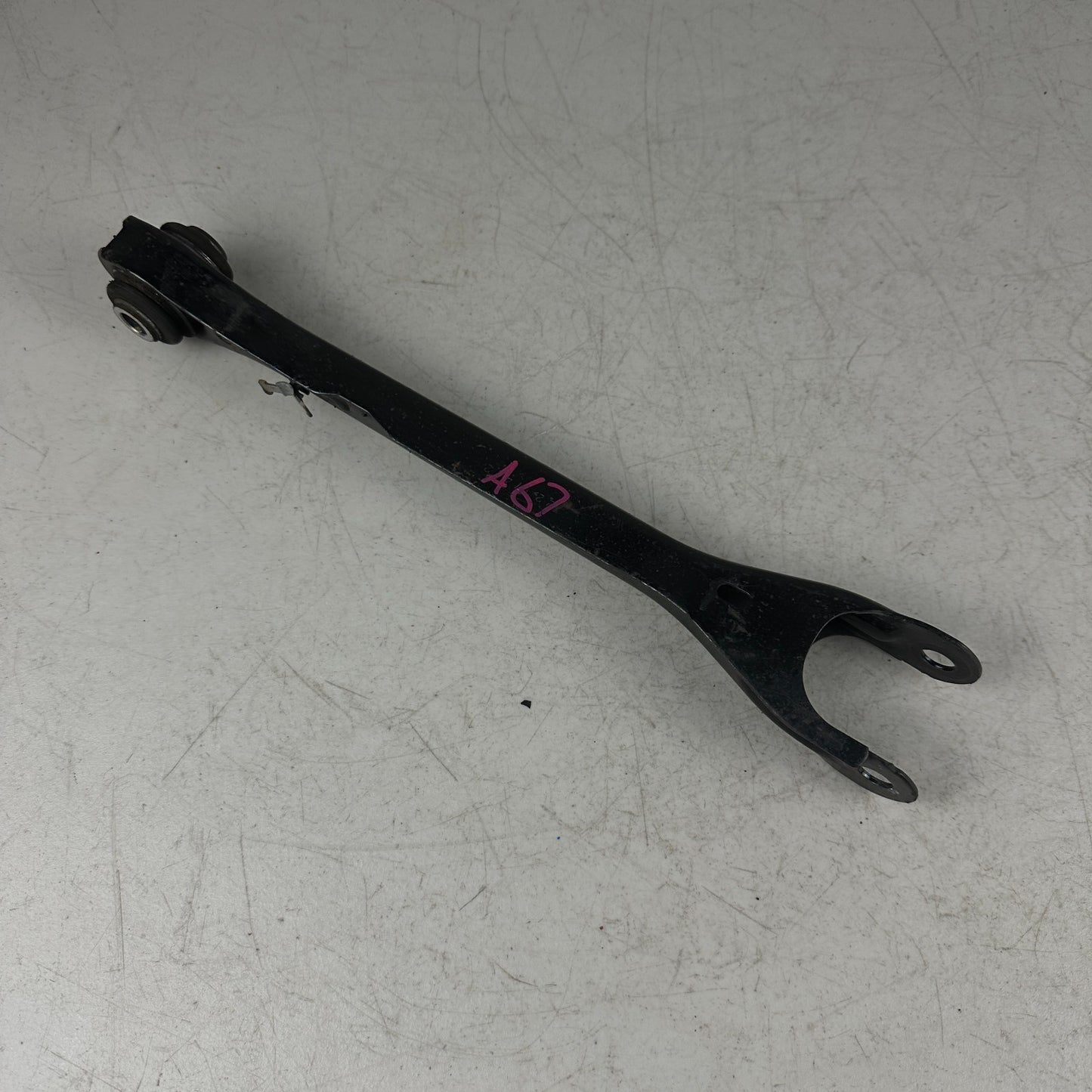 2016-24 CHEVROLET CAMARO REAR RIGHT SIDE UPPER TRAILING CONTROL ARM 84337449 OEM
