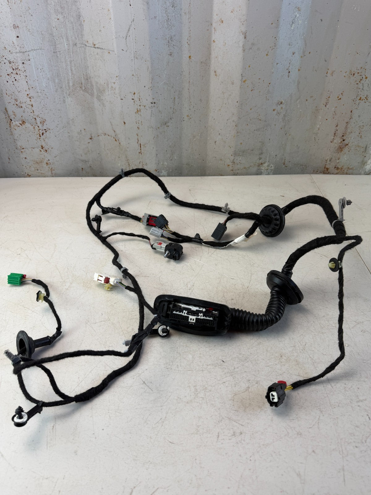 2016-2024 CHEVROLET CAMARO FRONT RIGHT PASSENGER SIDE DOOR WIRE HARNESS 84466310