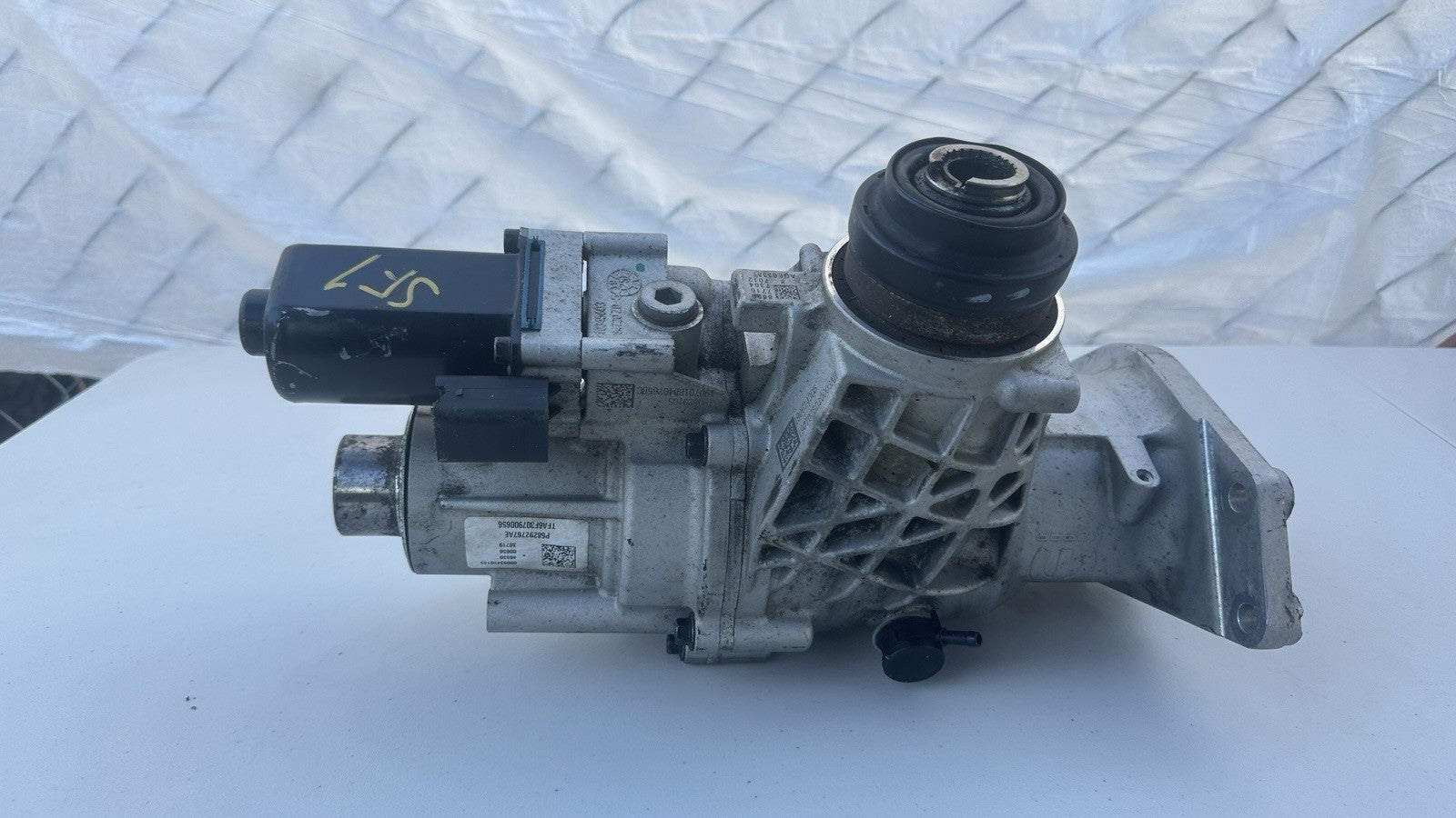 2017-2022 Jeep Compass Front Transfer Case OEM USED PN P68292767AE