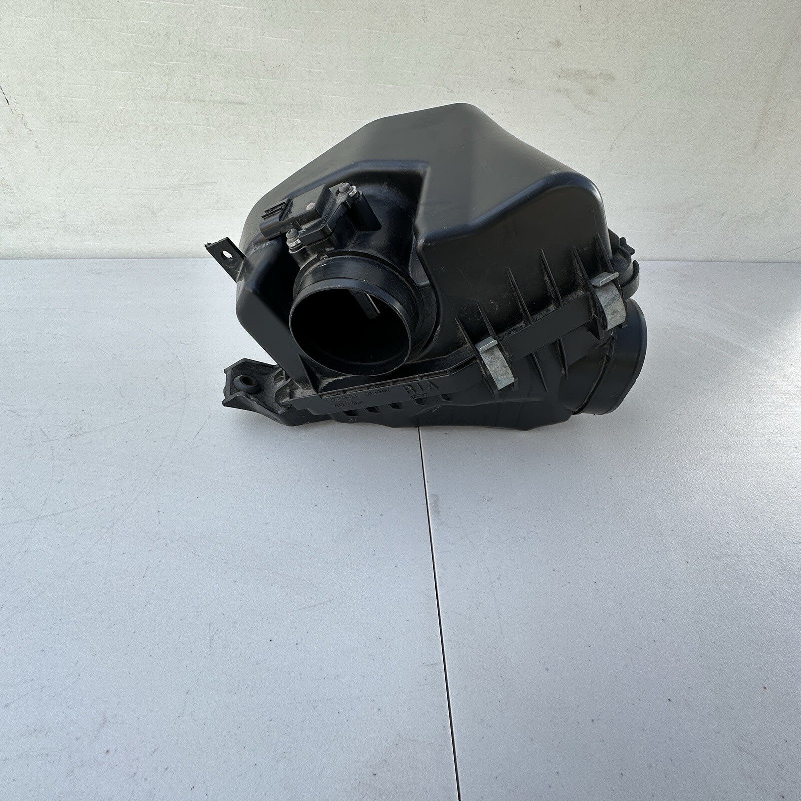 2012-2015 Honda Civic 1.8 Airblx Air Cleaner Box OEM USED