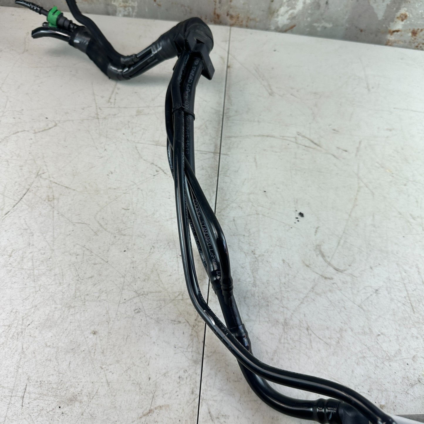 2011-2017 DODGE CHALLENGER FUEL VAPOR CHARCOAL EVAPORATOR CANISTER 68231653AA