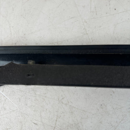 2005-2013 CHEVROLET CORVETTE C6 FRONT RIGHT SIDE DOOR WINDOW FRAME APPLIQUE OEM