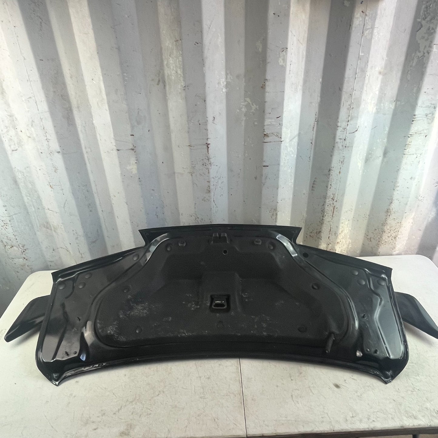 2016-2024 CAMARO SS REAR TRUNK DECK LID PANEL WITH WING SPOILER ASSY BLACK OEM