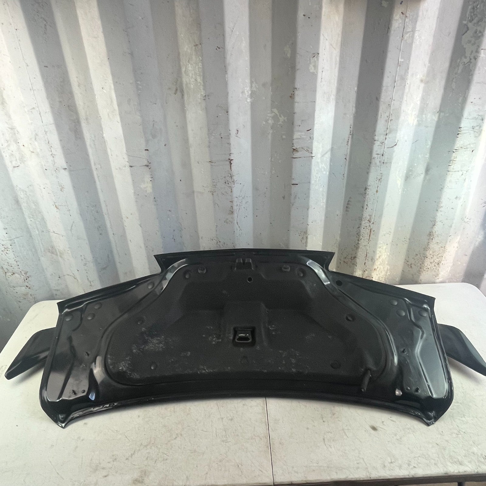 2016-2024 CAMARO SS REAR TRUNK DECK LID PANEL WITH WING SPOILER ASSY BLACK OEM