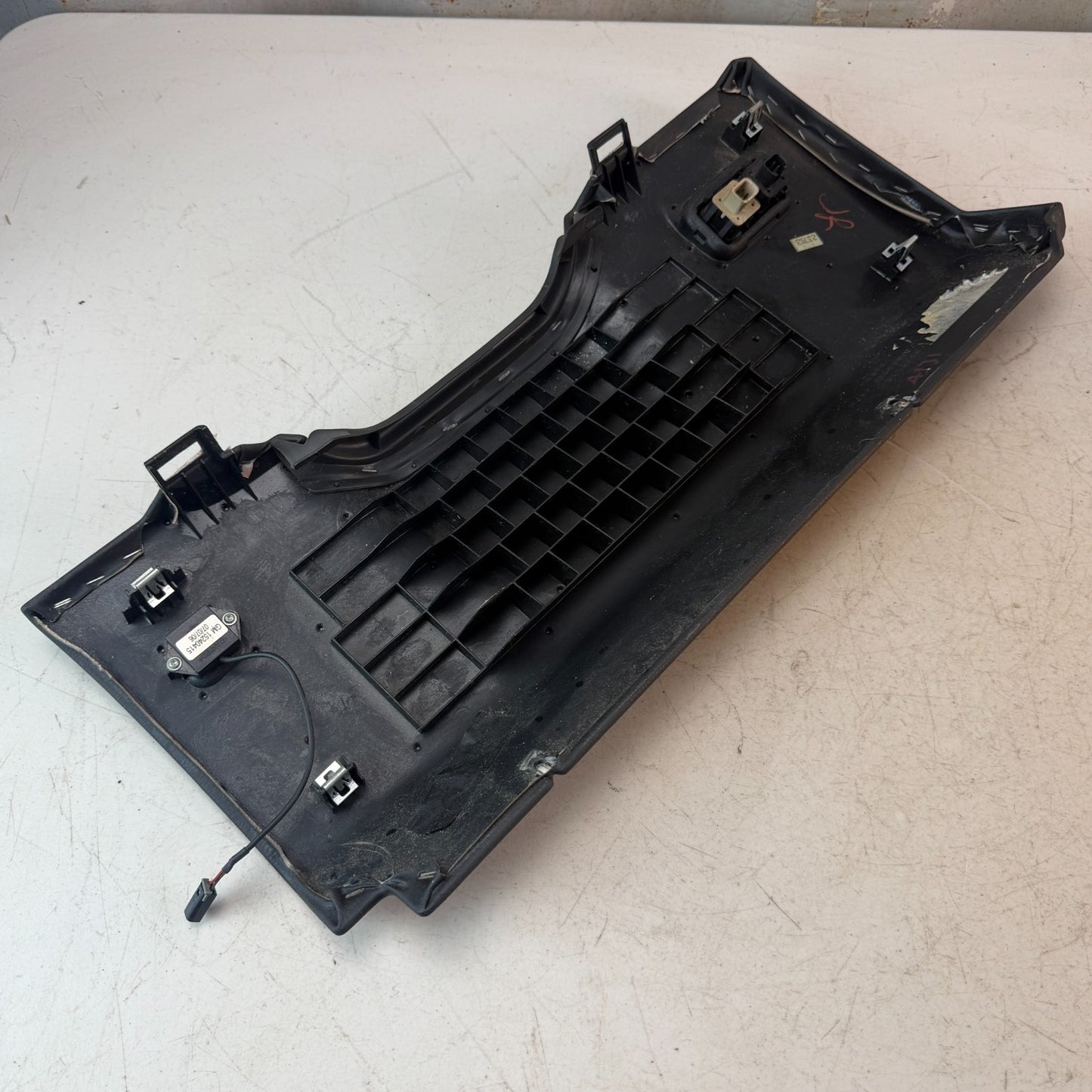 05-13 CHEVROLET CORVETTE C6 FRONT LEFT LOWER DASH KICK PANEL BLACK AAA36688 OEM