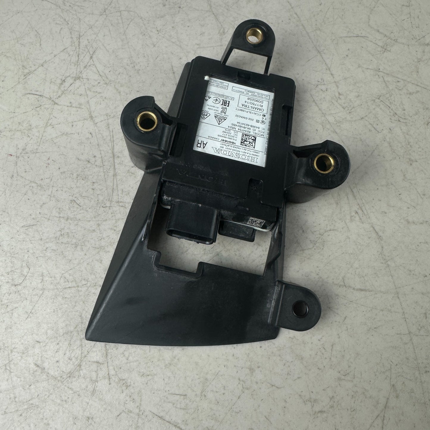 2019-2022 HONDA CR-V RIGHT SIDE BLIND SPOT RADAR WITH BRACKET 36930-TLA-A21 OEM
