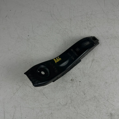 2016-2024 CHEVROLET CAMARO REAR LEFT SIDE CROSSMEMBER MOUNT BRACKET 23227530 OEM