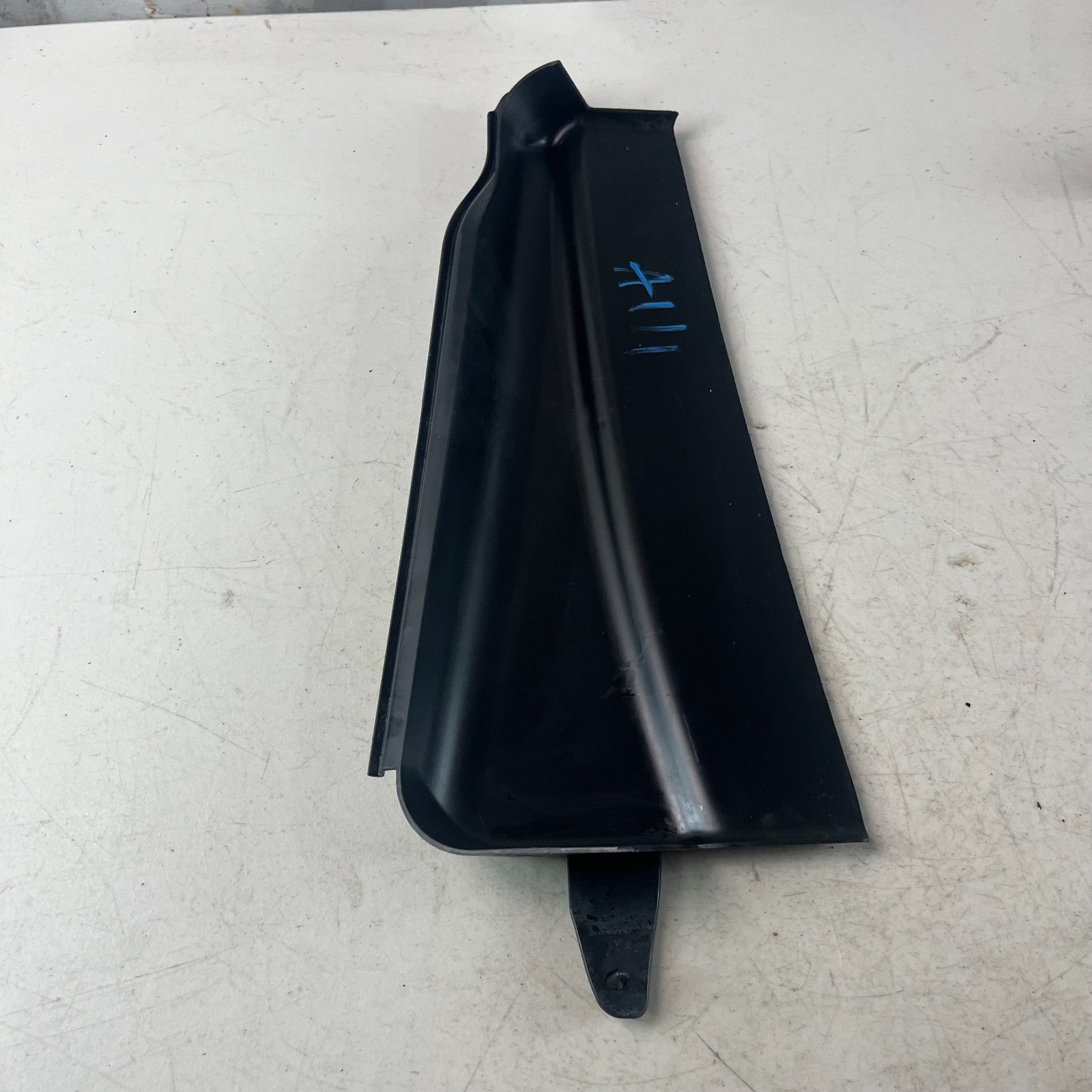 2016 - 2024 CHEVROLET CAMARO FRONT RIGHT COWL PLENUM WATER DEFLECTOR COVER OEM
