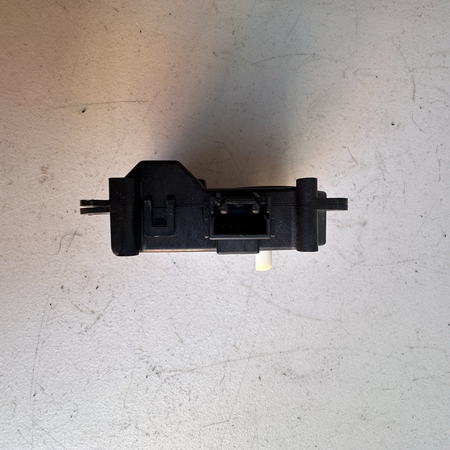 2004-2009 Toyota Prius A/C Heater Vent Flap Door Actuator Motor OEM. 063700-7440