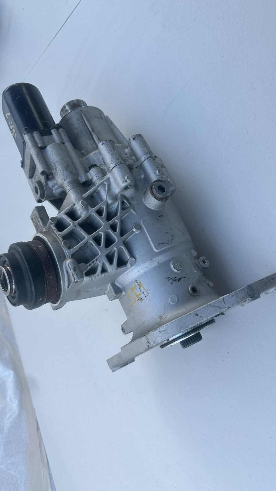 2017-2022 Jeep Compass Front Transfer Case OEM USED PN P68292767AE
