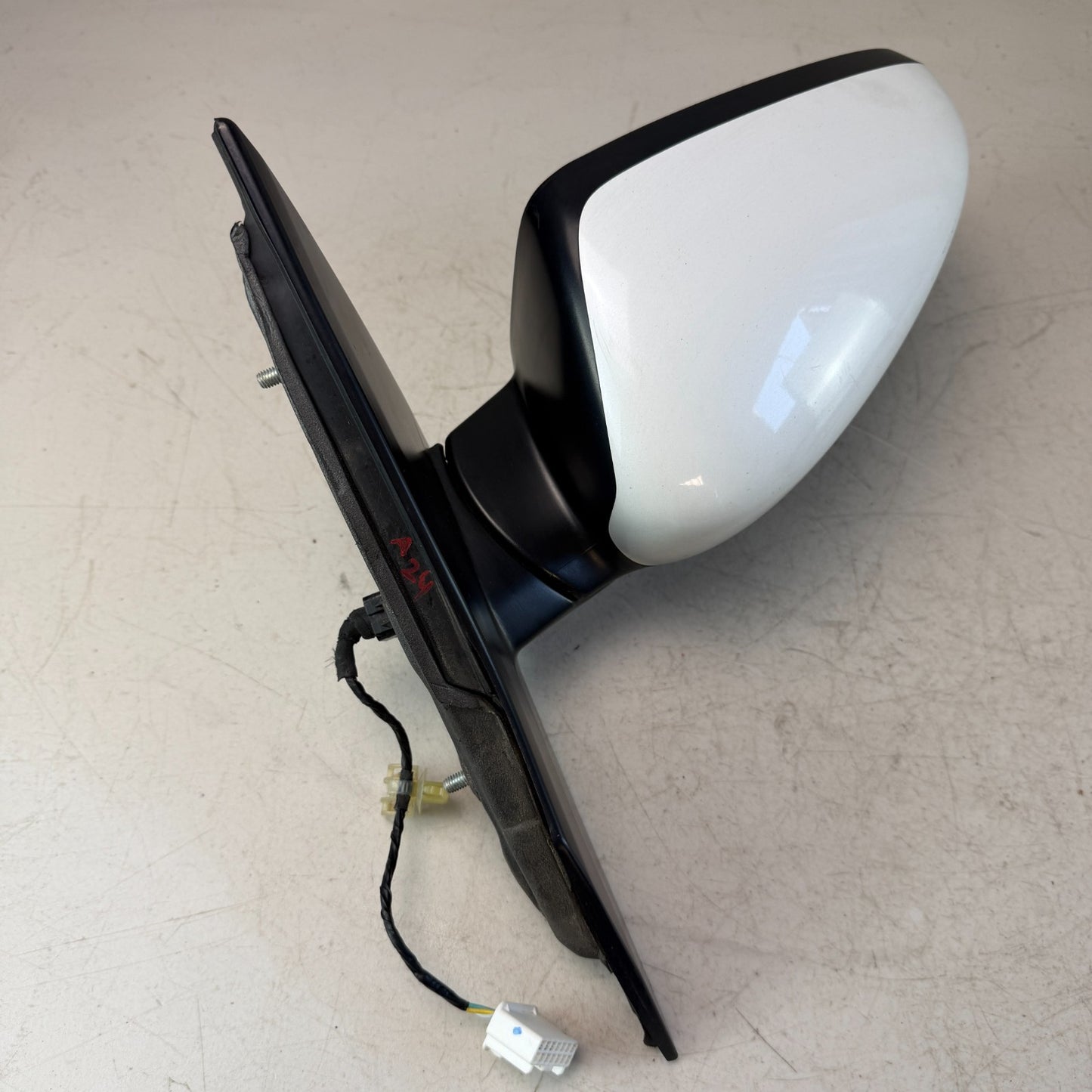 2013-2017 HONDA ACCORD FRONT LEFT DRIVER SIDE VIEW DOOR MIRROR WHITE 766399 OEM