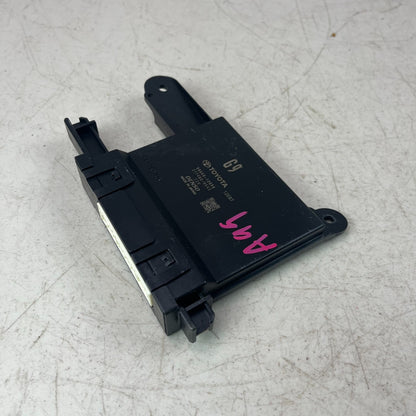 2019-2023 TOYOTA COROLLA SEDAN HVAC AC TEMPERATURE CONTROL MODULE 8865012G90 OEM