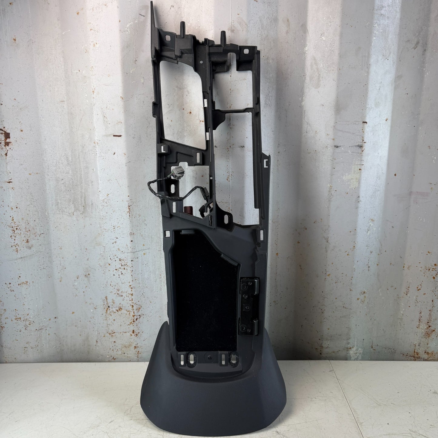 2014-2019 CHEVROLET CORVETTE C7 CENTER CONSOLE BASE FRAME STORAGE TRIM PANEL OEM