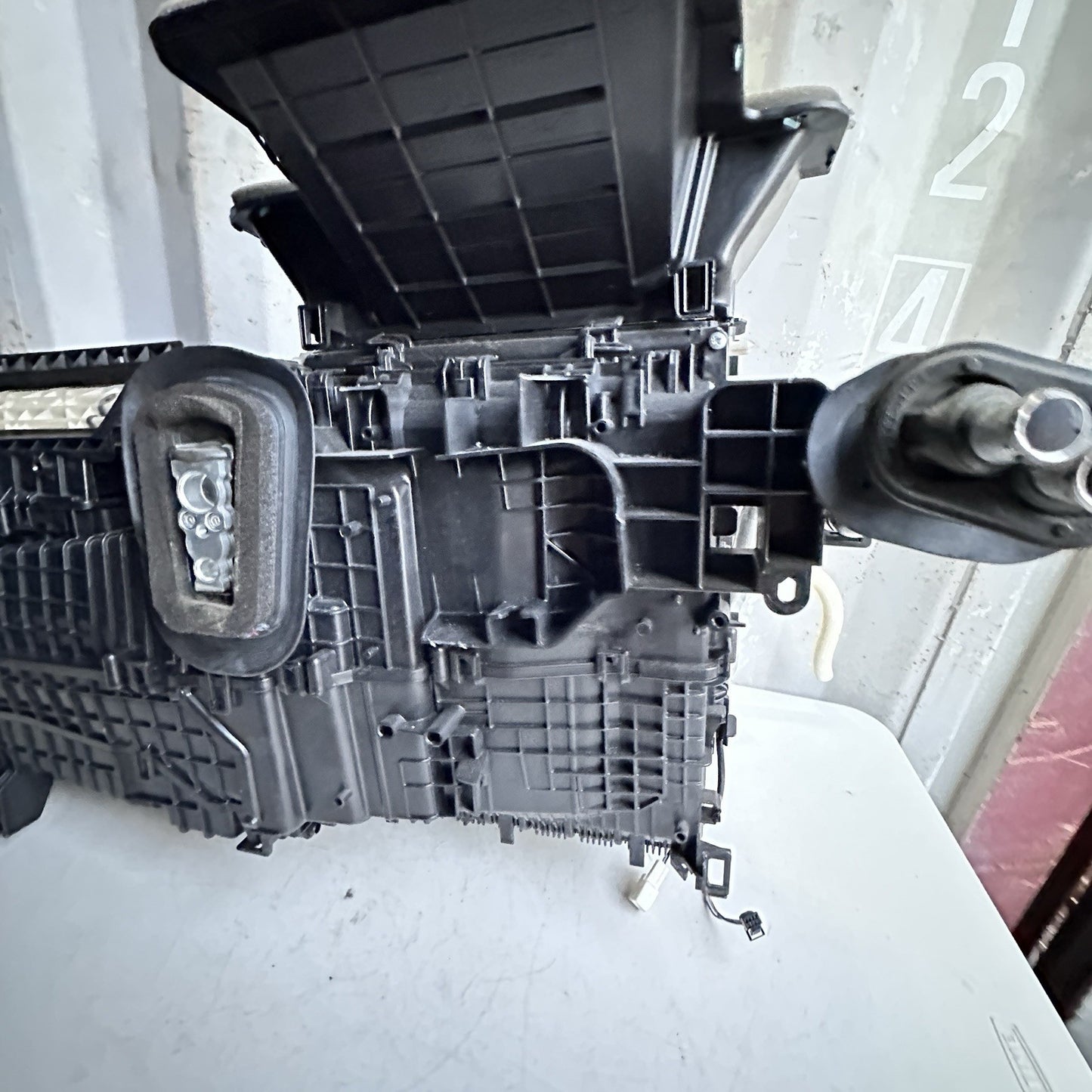 2020 - 2024 TOYOTA COROLLA HVAC AC CLIMATE HEATER BLOWER MOTOR HOUSING BOX OEM