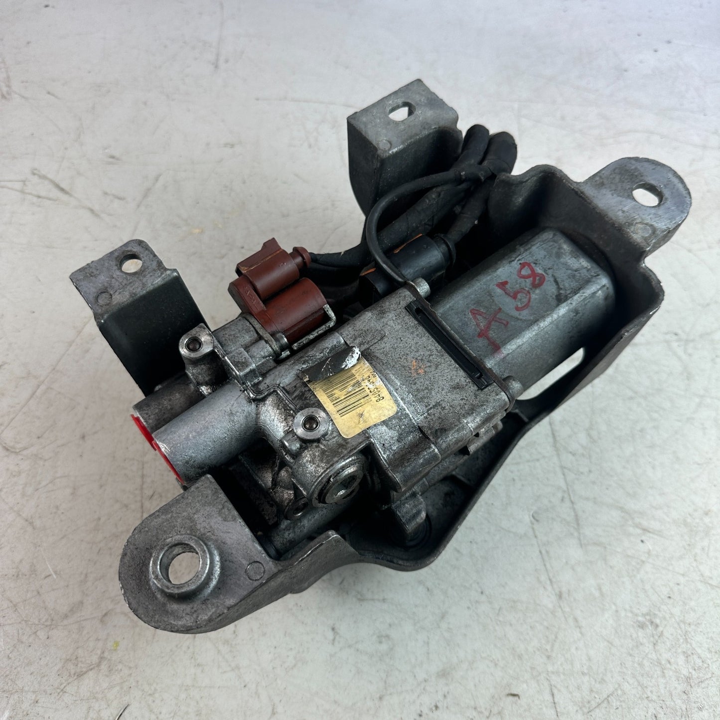 2016-2024 CHEVROLET CAMARO DIFFERENTIAL ACTUATOR LOCK CONTROL MODULE 9042305 OEM