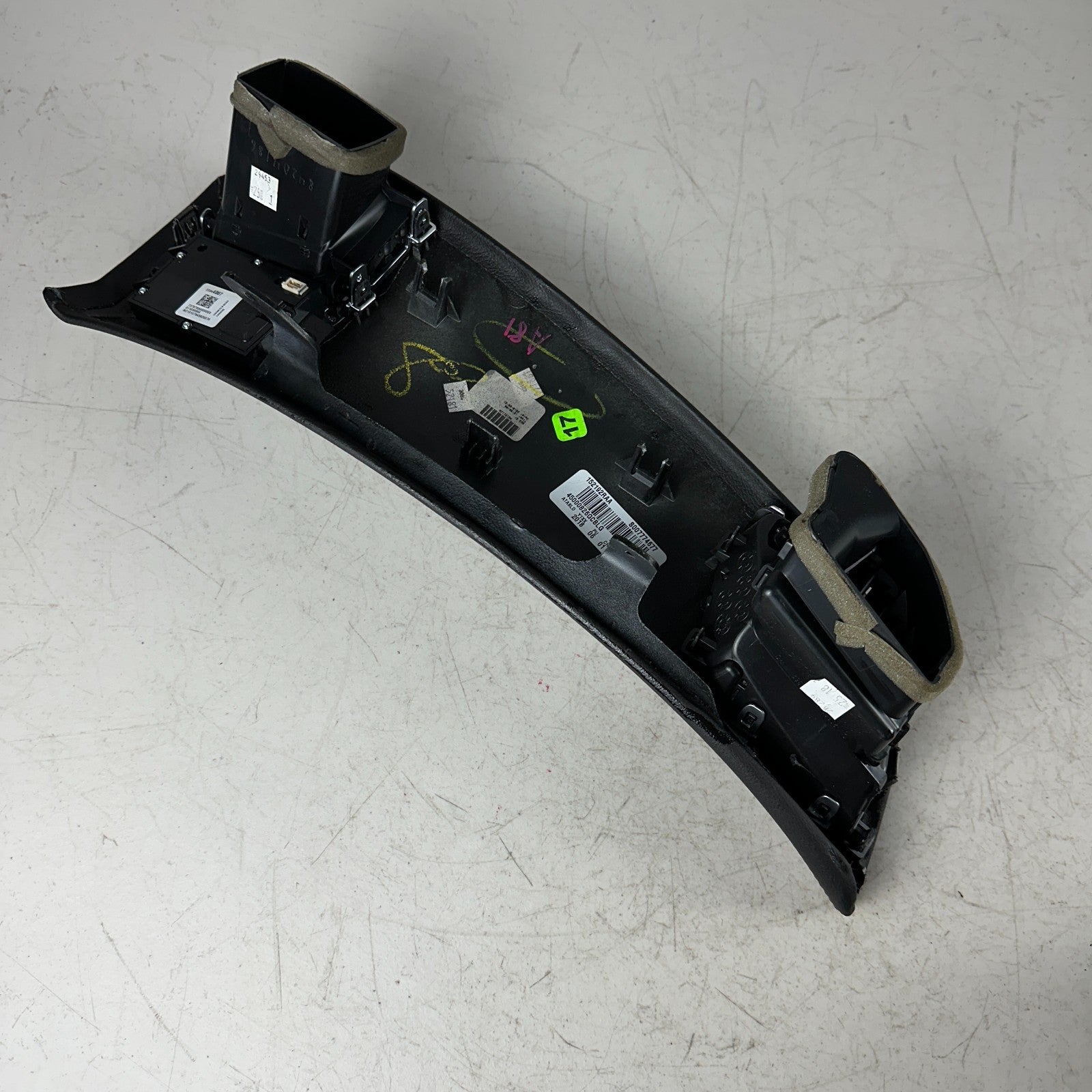 14-19 CHEVROLET CORVETTE C7 RIGHT DASH DASHBOARD AC AIR VENT GRILLE W/ BEZEL OEM