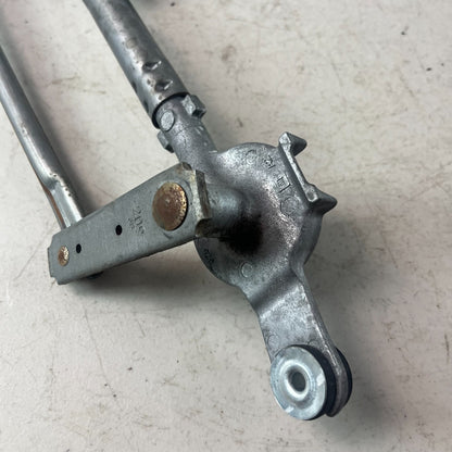 2016-2024 CHEVROLET CAMARO FRONT WINDSHIELD WINDOW WIPER MOTOR LINKAGE OEM