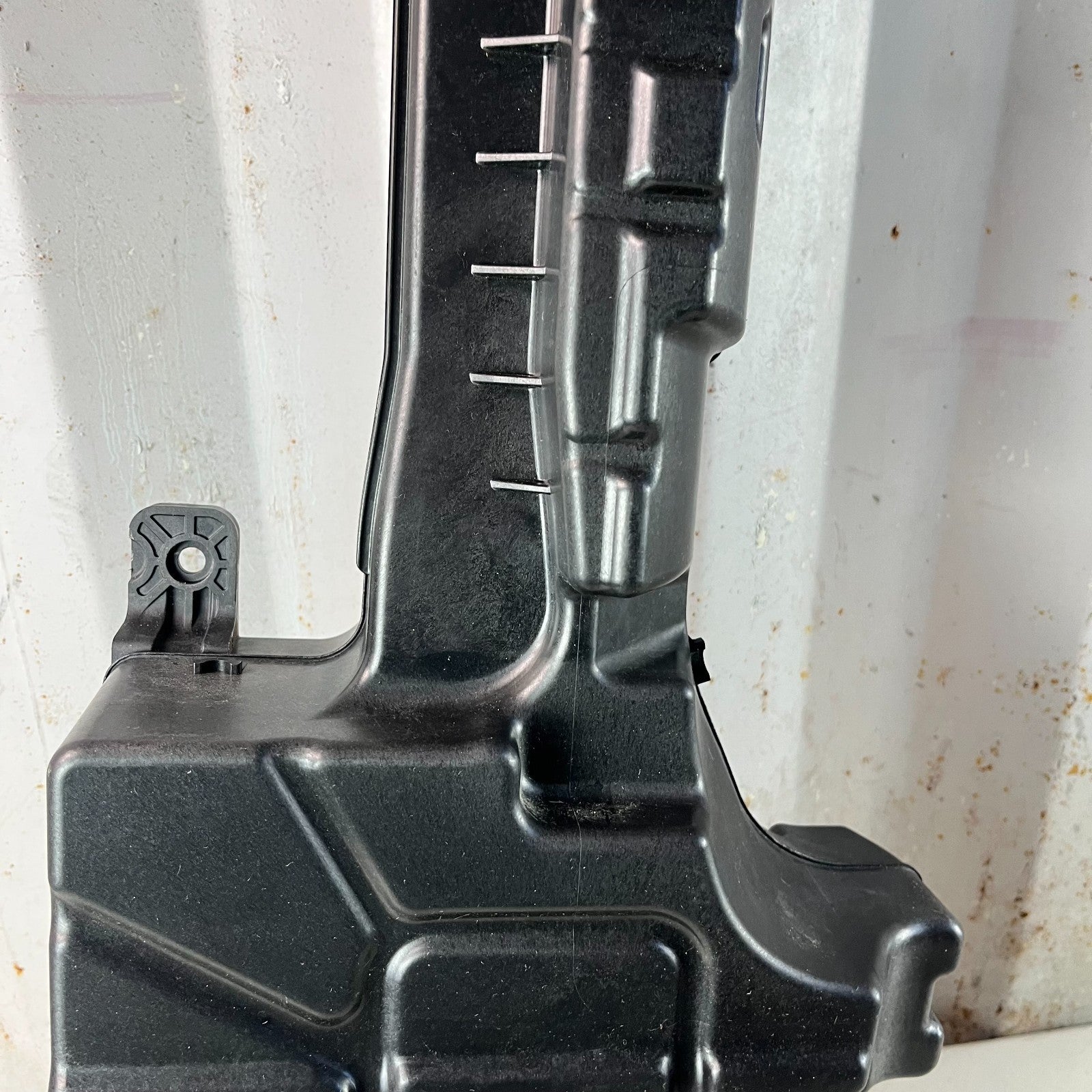 2014-2019 CHEVROLET CORVETTE BOSE AUDIO RADIO SUBWOOFER SUB WOOFER SPEAKER BOX