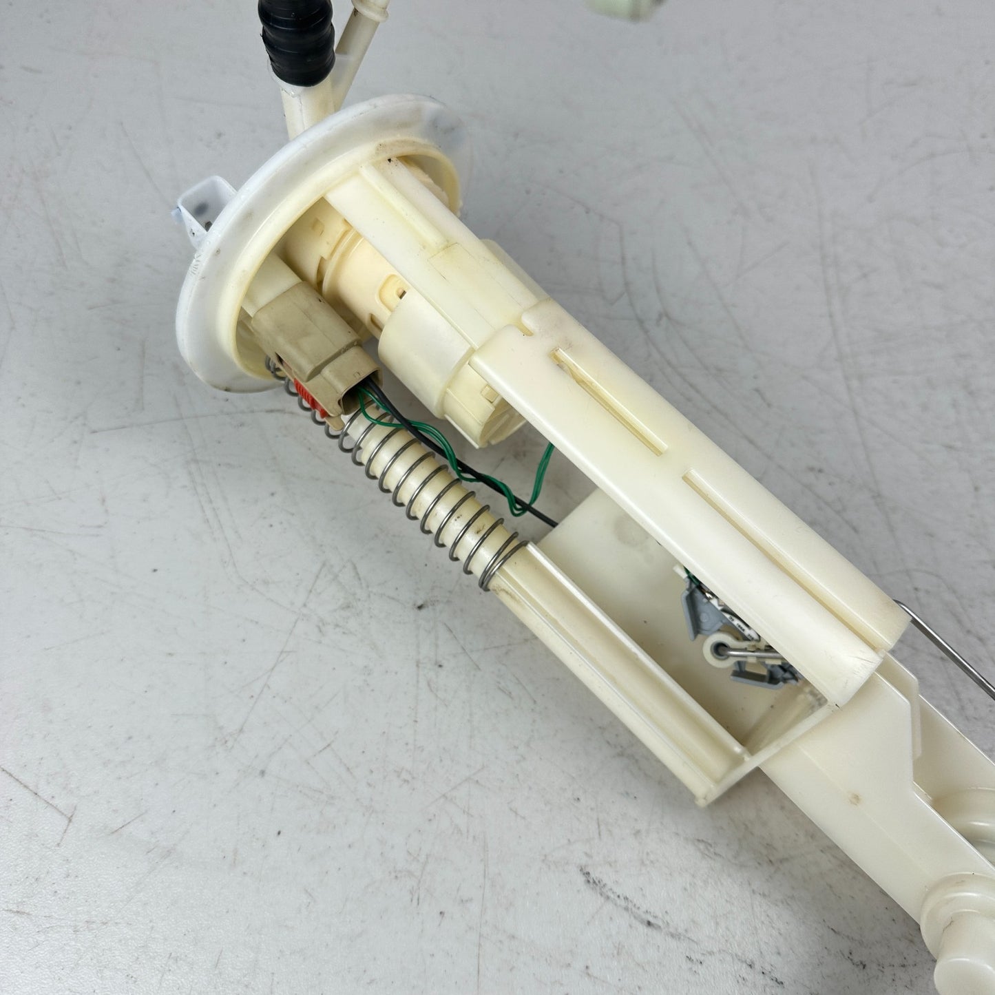 05-13 CHEVROLET CORVETTE CADILLAC XLR RIGHT FUEL PUMP MODULE ASSEMBLY TANK OEM