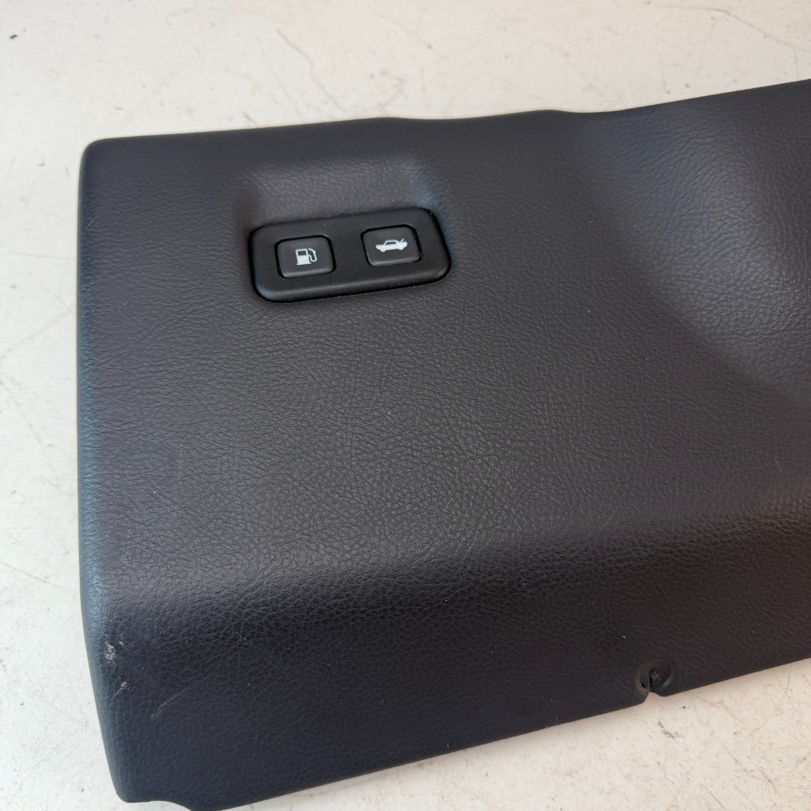 05-13 CHEVROLET CORVETTE C6 FRONT LEFT LOWER DASH KICK PANEL BLACK AAA36688 OEM