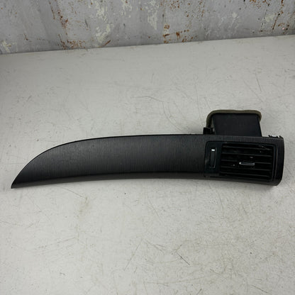 2013 - 2017 HONDA ACCORD FRONT RIGHT DASH AC HEATER AIR VENT PANEL E967-5611-200