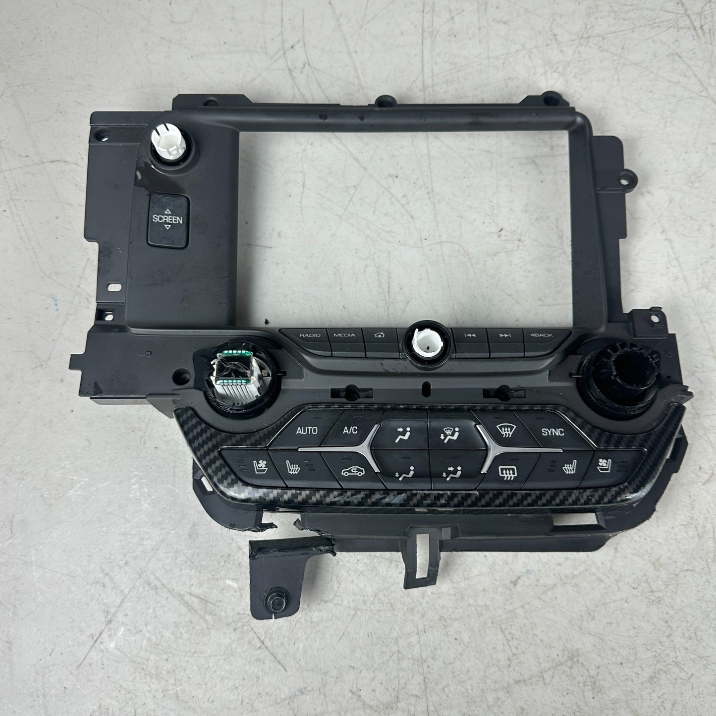 14-19 CHEVROLET CORVETTE DASH AC HEATER CLIMATE AND RADIO CONTROL UNIT PANEL OEM