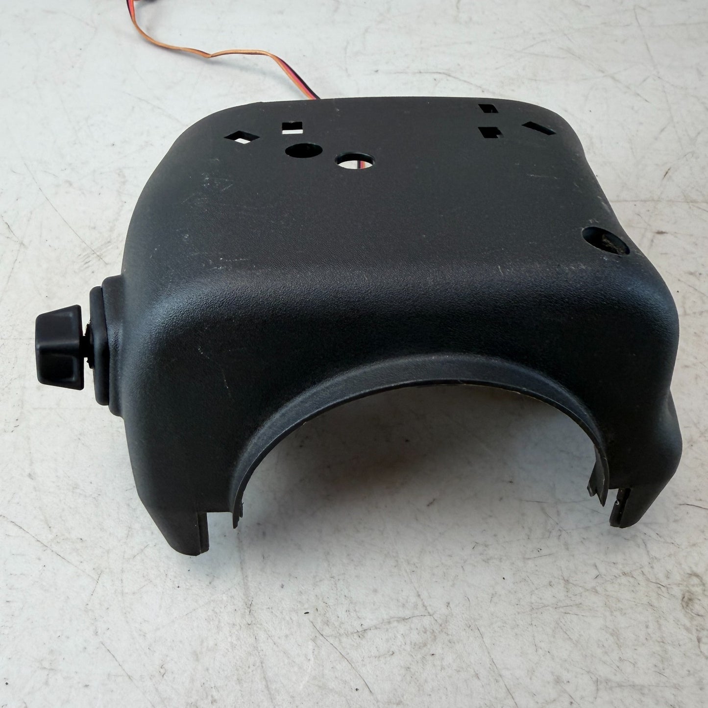 05-13 CHEVROLET CORVETTE C6 UPPER STEERING WHEEL COLUMN SHROUD COVER BLACK OEM