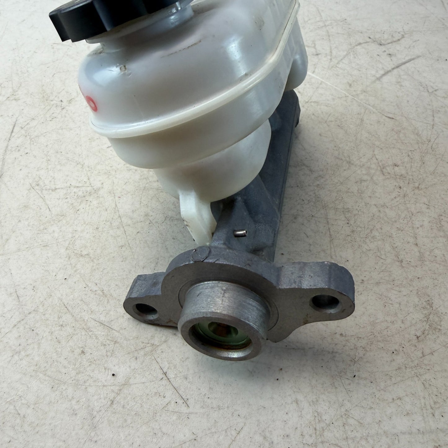 05-13 CHEVROLET CORVETTE C6 BRAKE MASTER CYLINDER WITH RESERVOIR TANK 15770192