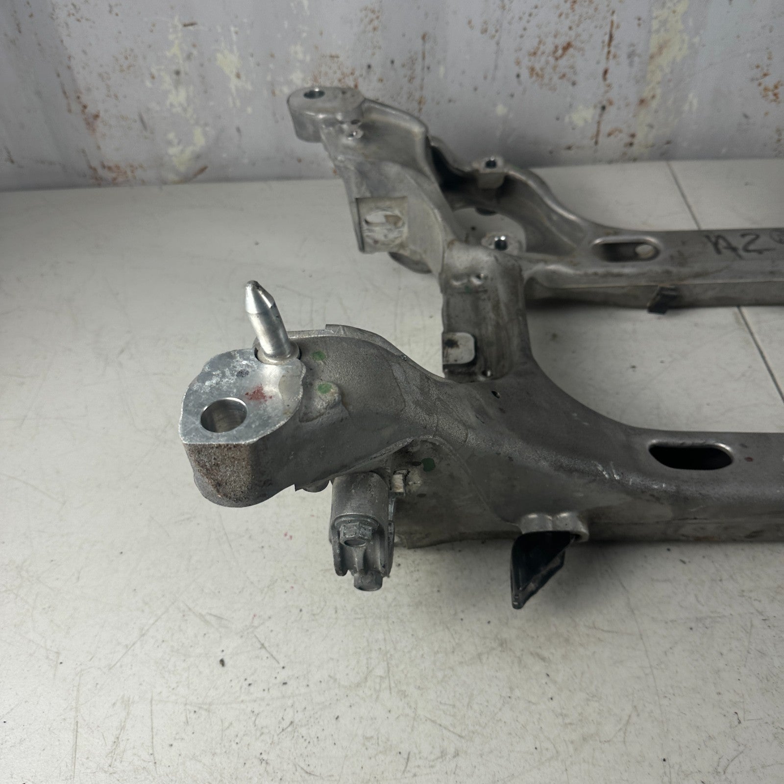 2014-2019 CHEVROLET CORVETTE C7 REAR SUSPENSION CRADLE SUBFRAME CROSS MEMBER OEM