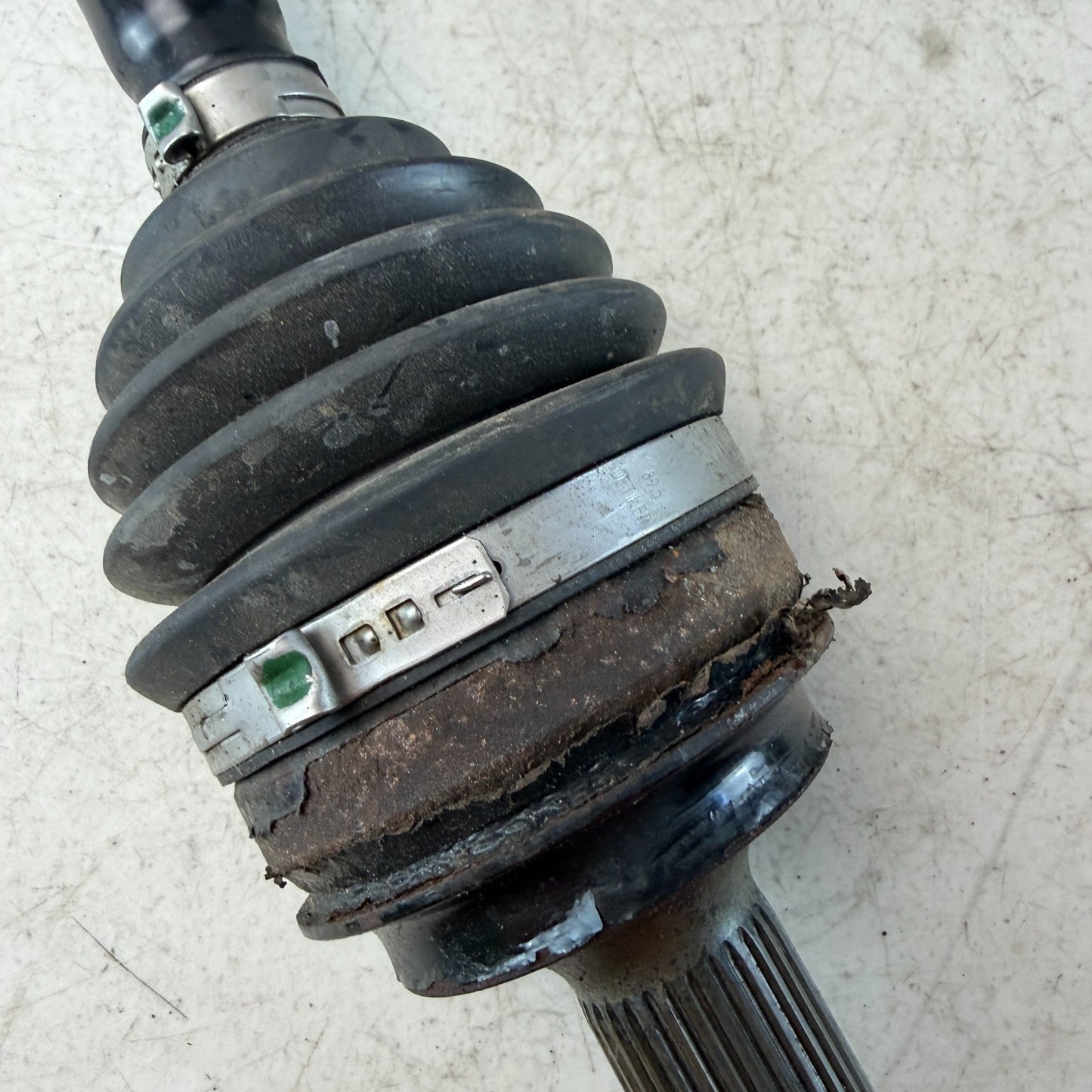 2015-2018 MERCEDES W205 C300 FRONT RIGHT SIDE CV AXLE SHAFT A2053303806 OEM