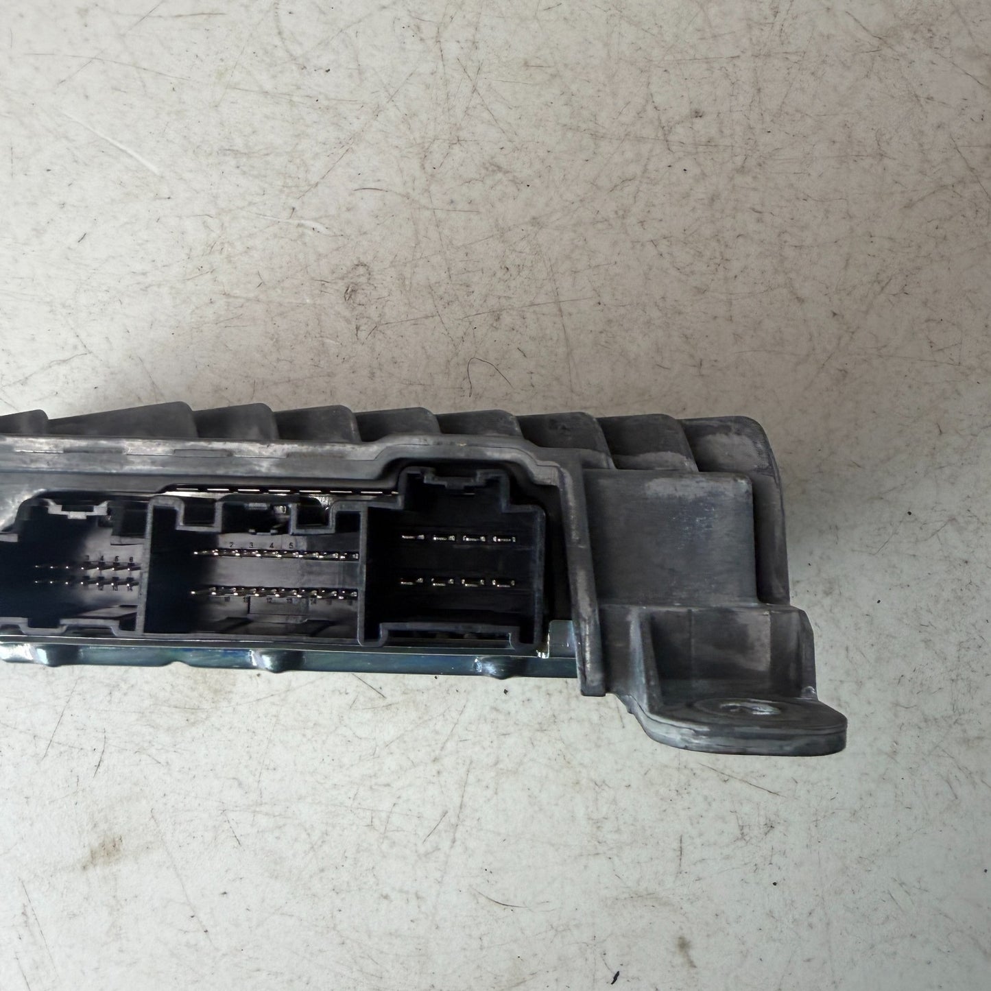 2014-2019 CHEVROLET CORVETTE C7 BOSE RADIO STEREO SPEAKER AMPLIFIER AMP 23441990