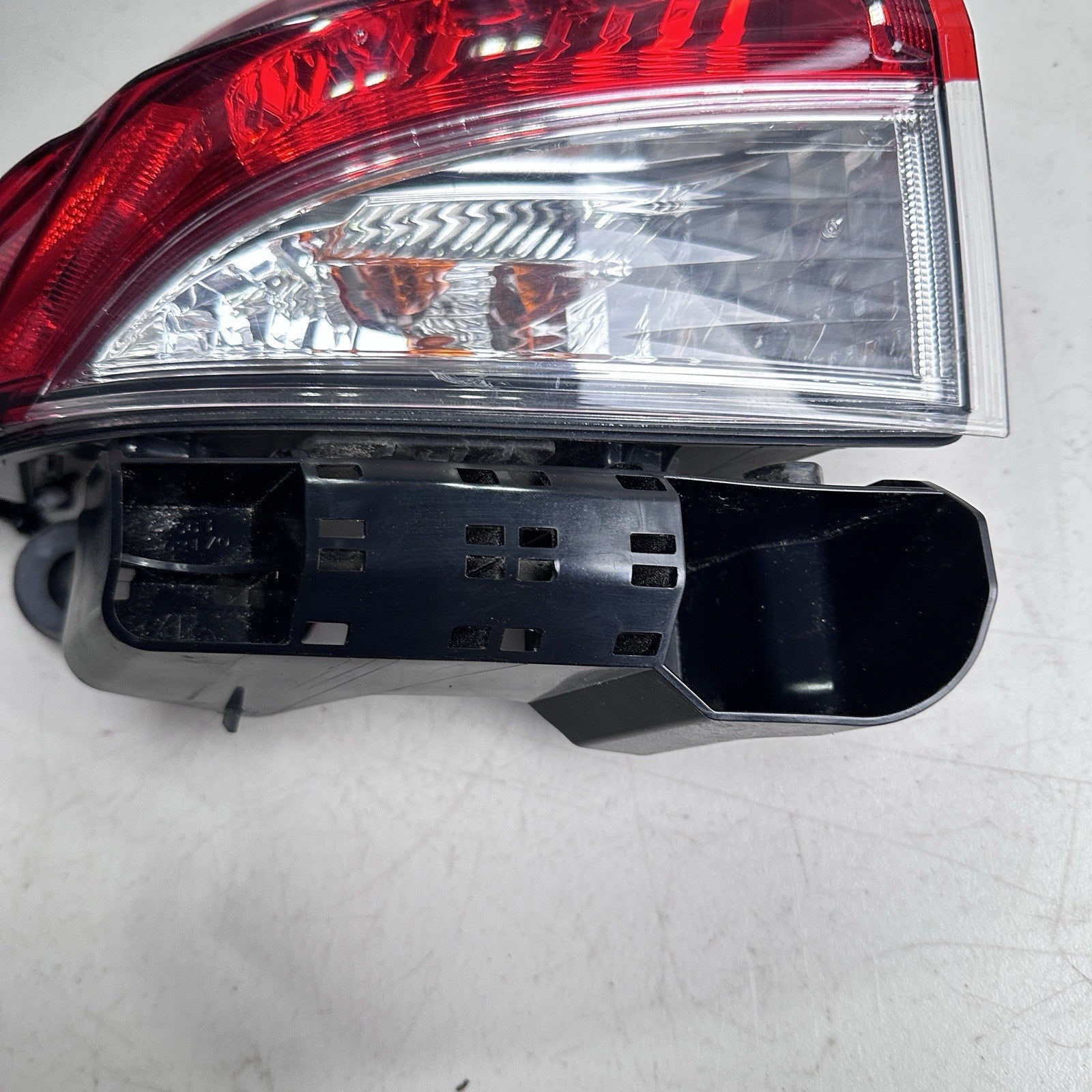 2020 2021 2022 Toyota Corolla Tail Light Left LH Driver OEM Halogen Outer