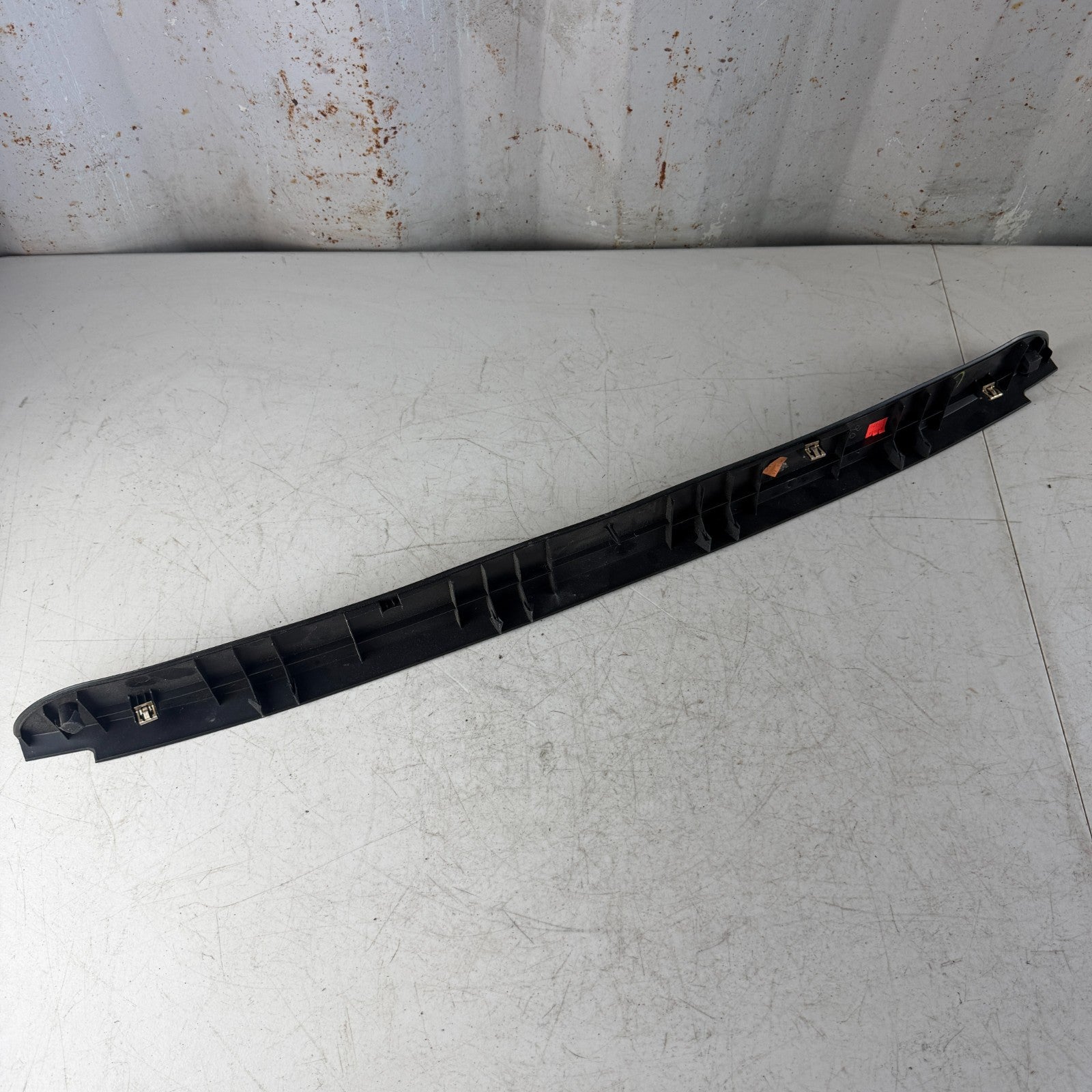 2014-2019 CHEVROLET CORVETTE C7 REAR LIFTGATE DEFOGGER TRIM PANEL AMG12828 OEM