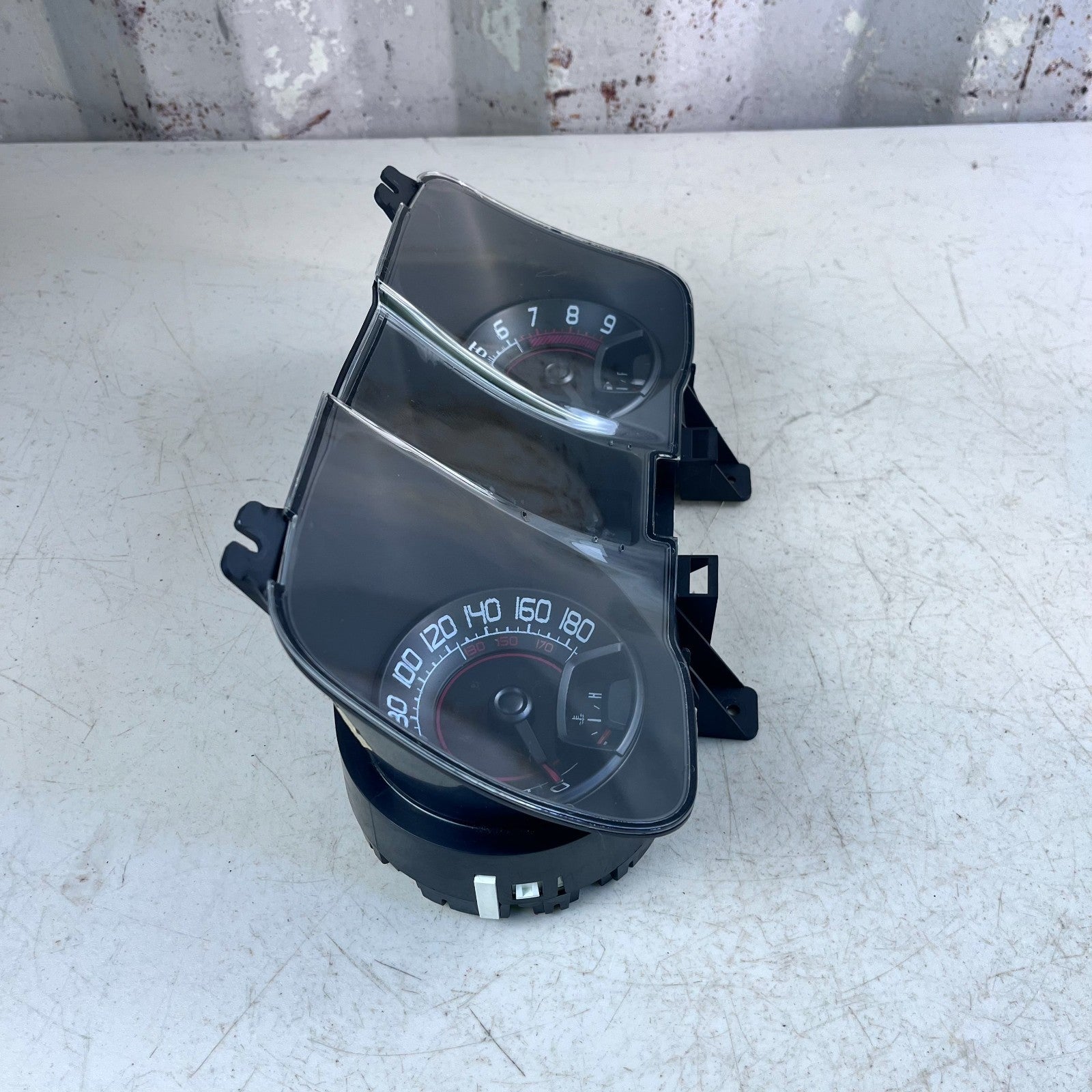 2010-2015 CHEVROLET CAMARO SPEEDOMETER INSTRUMENT CLUSTER GAUGE 22753540 OEM