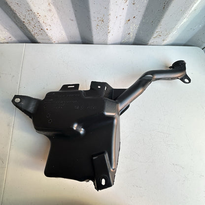 2014-2019 CHEVROLET CORVETTE C7 WASHER FLUID RESERVOIR TANK OEM