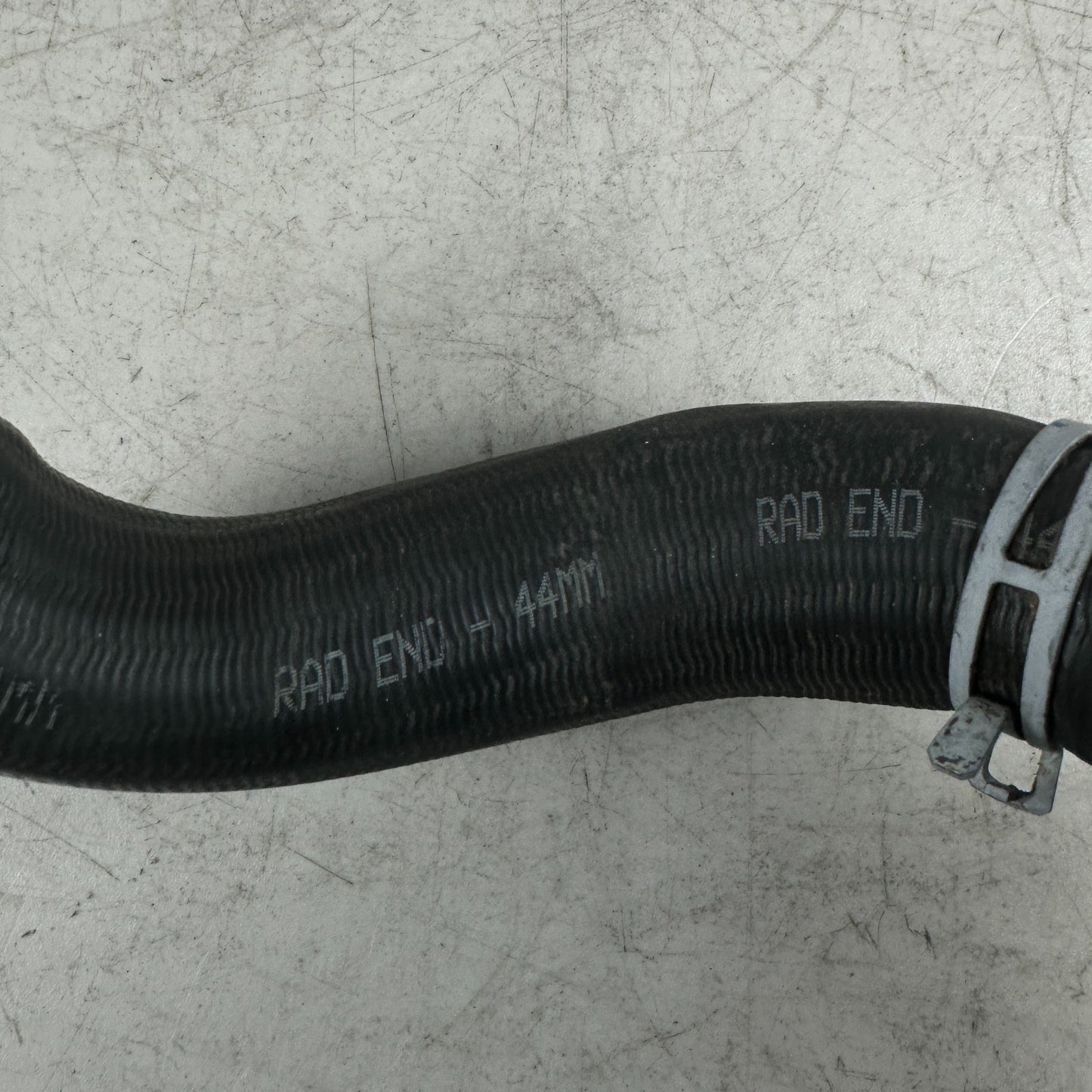 2011-2023 DODGE CHALLENGER 6.4L ENGINE COOLING COOLANT HOSE INLET TUBE PIPE OEM