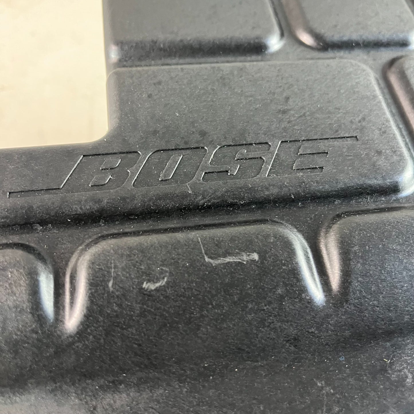 2014-2019 CHEVROLET CORVETTE BOSE AUDIO RADIO SUBWOOFER SUB WOOFER SPEAKER BOX