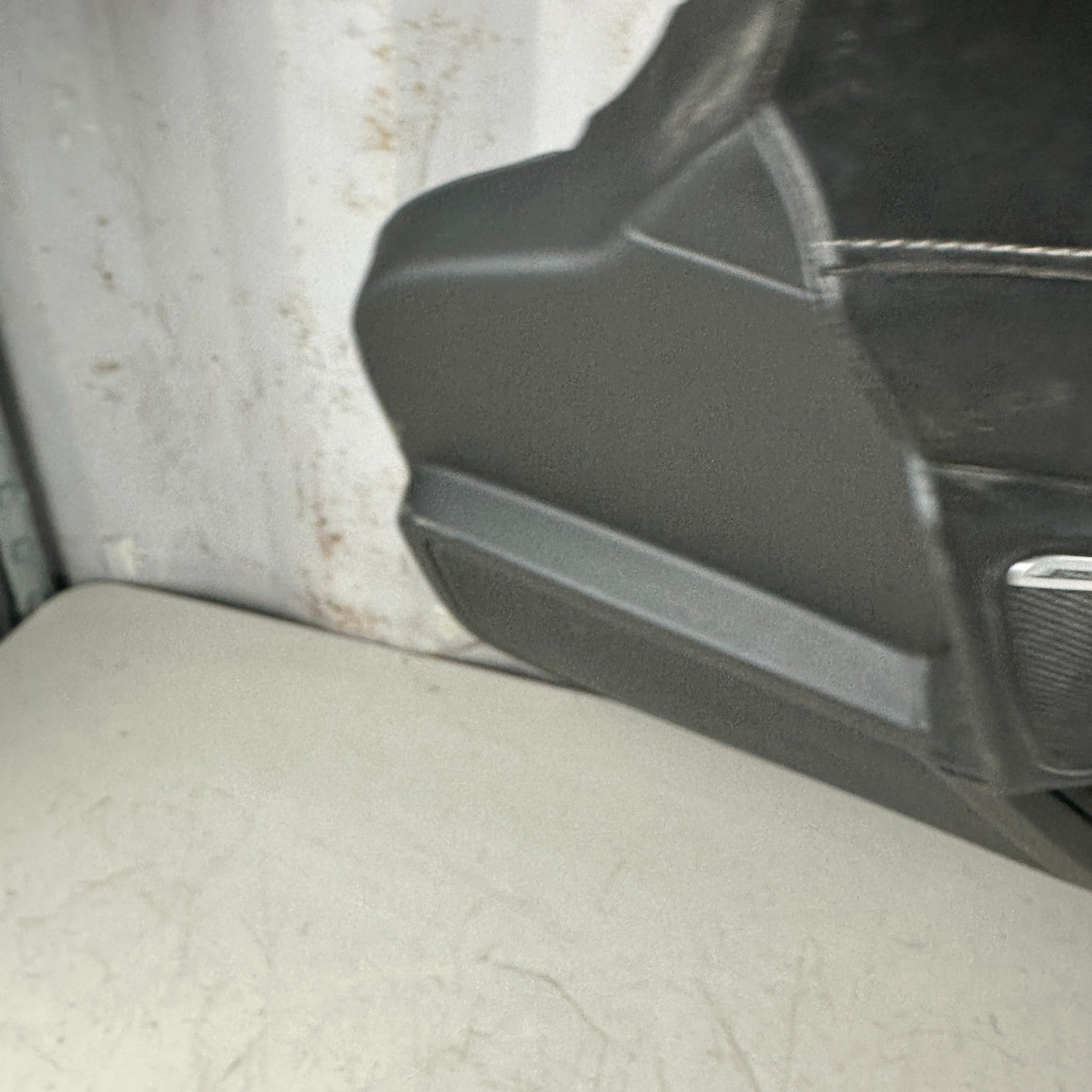 2014-2019 CHEVROLET CORVETTE C7 FRONT RIGHT SIDE INTERIOR DOOR PANEL BLACK OEM
