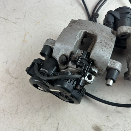2015-2021 MERCEDES W205 C300 REAR LEFT & RIGHT BRAKE CALIPER W/O PADS PAIR OEM