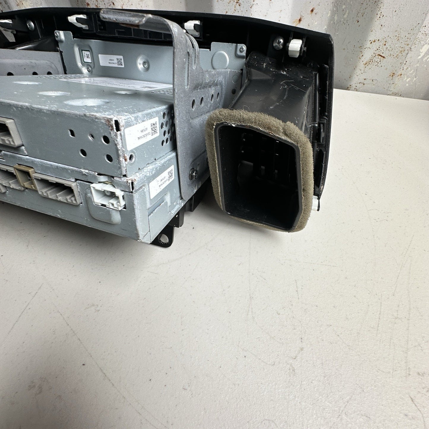2013-15 Honda Accord AM FM Radio Single Disc CD Player w Bezel 39100-T2A-A320