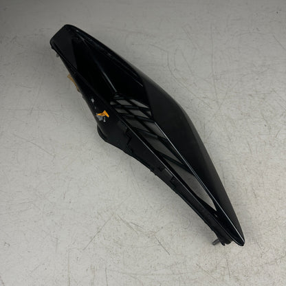 2014-2019 CHEVROLET CORVETTE LEFT SIDE QAURTER PANEL SCOOP VENT BEZEL 23126296