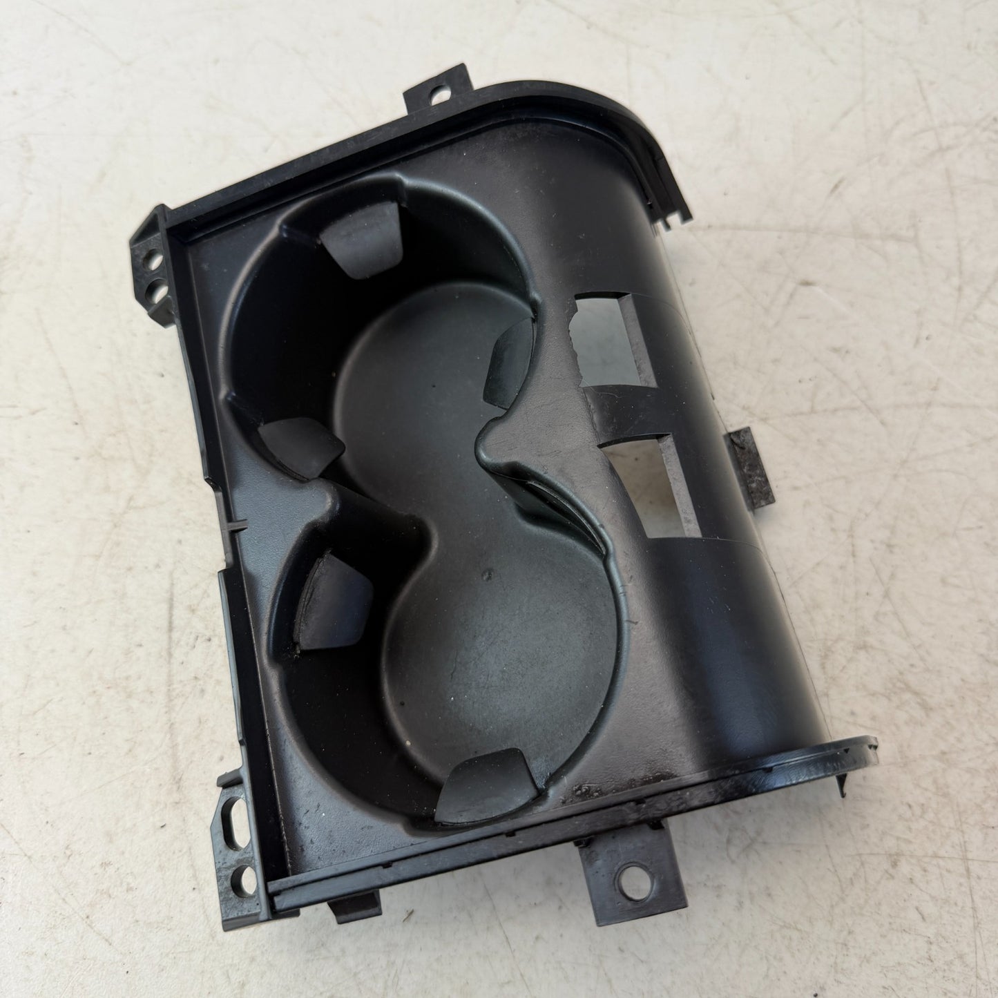 2005-2013 CHEVROLET CORVETTE C6 CENTER CONSOLE DUAL CUP HOLDER ASSY OEM 10324517