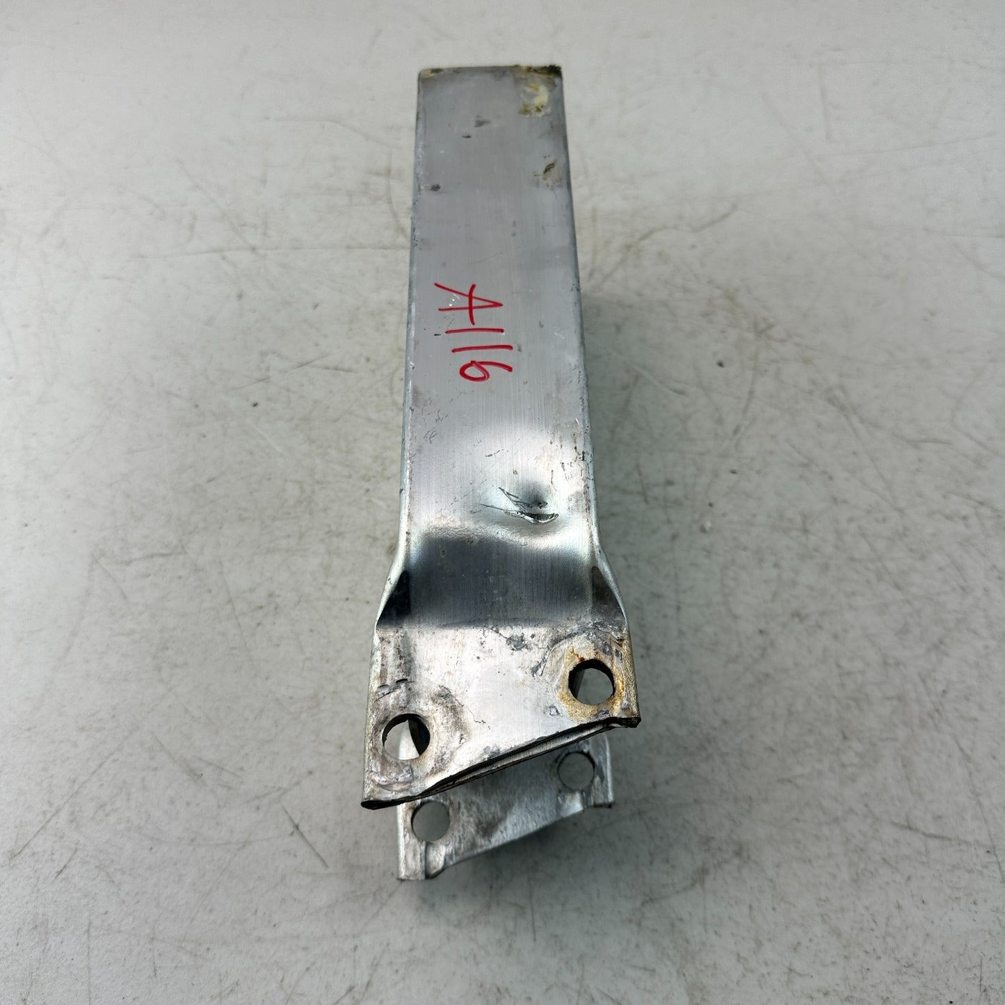 2015-2023 MERCEDES W205 C300 FRONT RIGHT SIDE BUMPER REINFORCEMENT BRACKET OEM