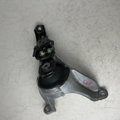 2017-2019 HONDA CR-V FRONT RIGHT PASSENGER SIDE ENIGNE MOTOR SUPPORT MOUNT OEM